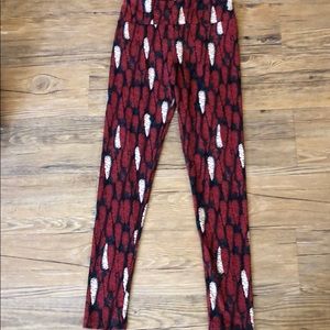 Carrot Lularoe Leggings Size OS Brand New
